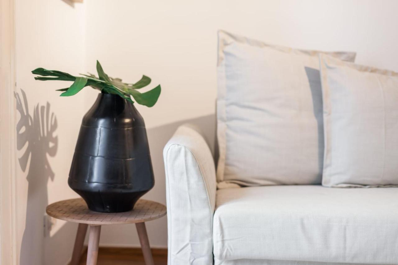 Living Bairro Alto II Apartment Lisboa Екстериор снимка